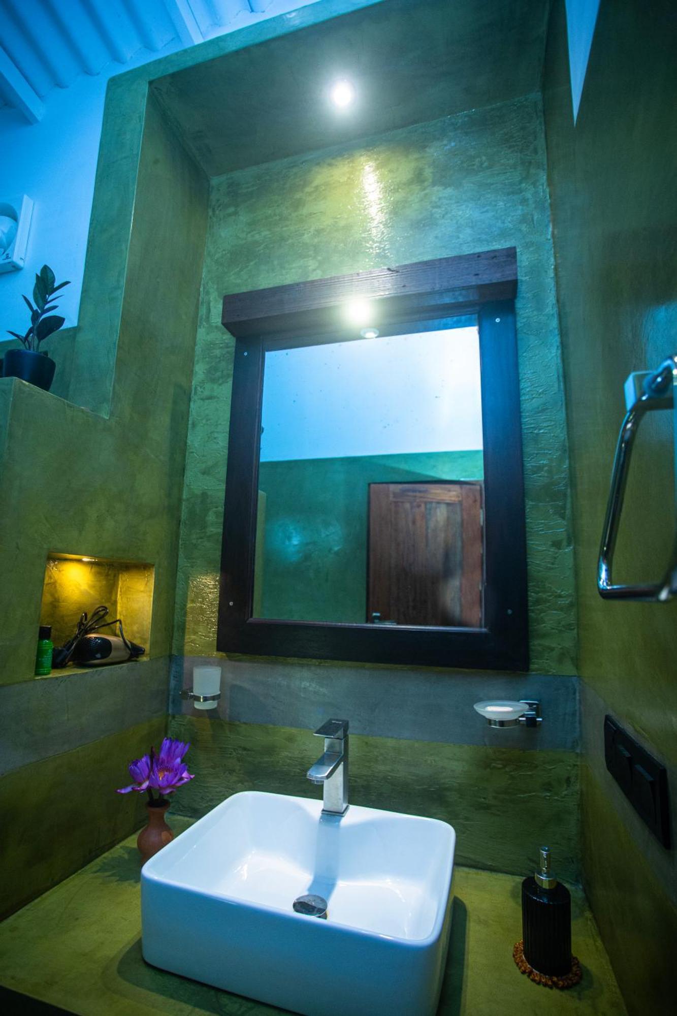 Aki Luna Lagoon Resort Hikkaduwa Ngoại thất bức ảnh