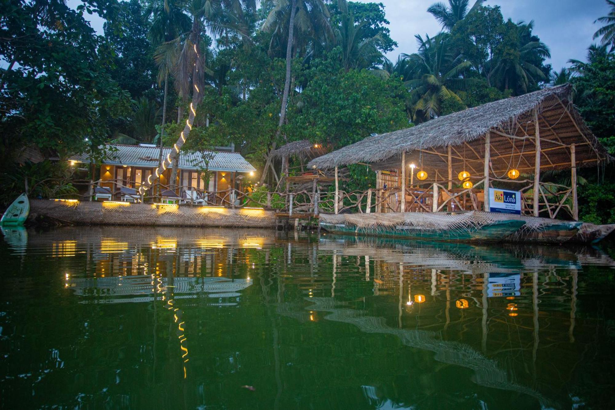Aki Luna Lagoon Resort Hikkaduwa Ngoại thất bức ảnh